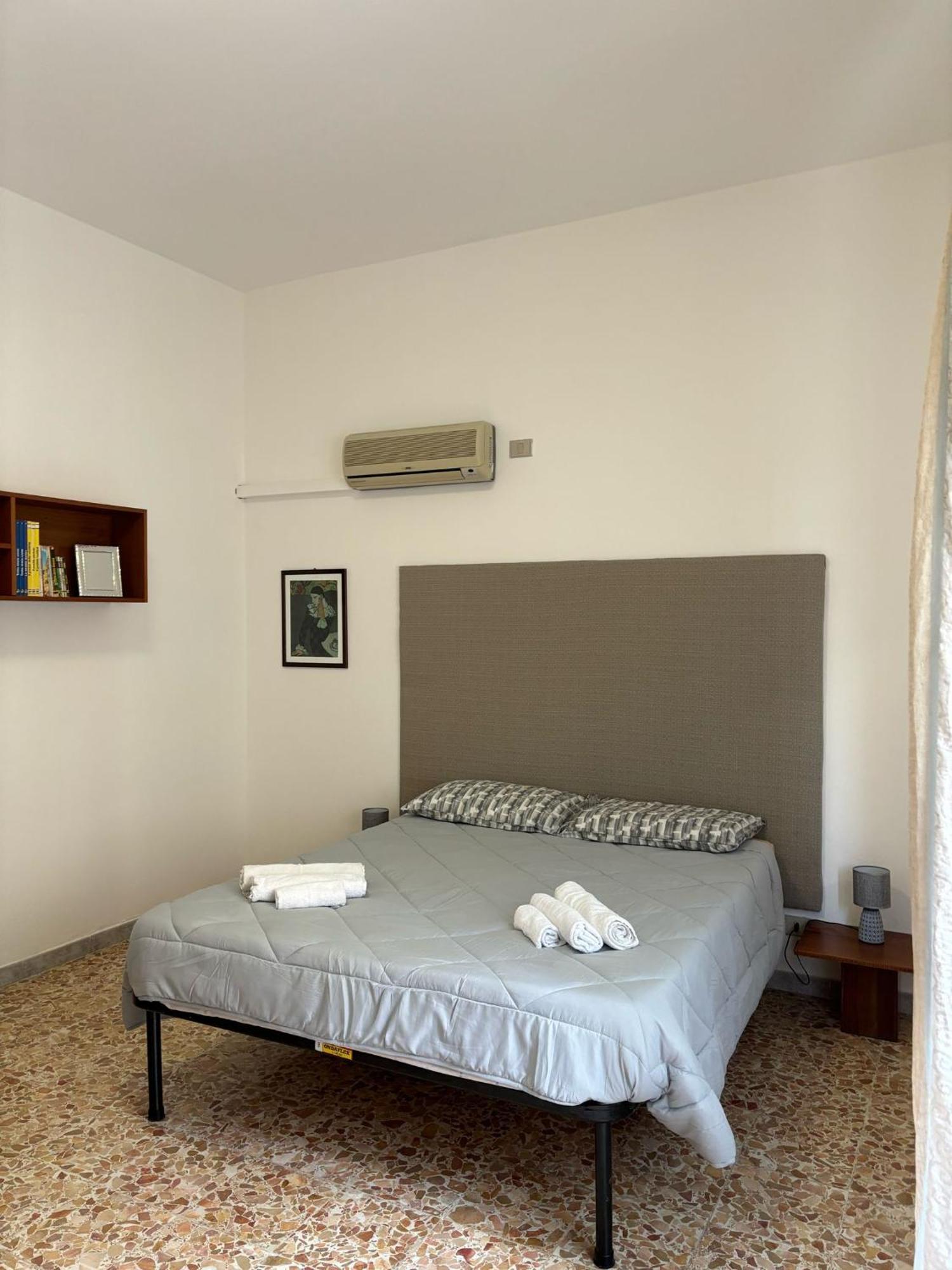 אלגהרו Pm 41 Via Ennio Porrino Guest House מראה חיצוני תמונה
