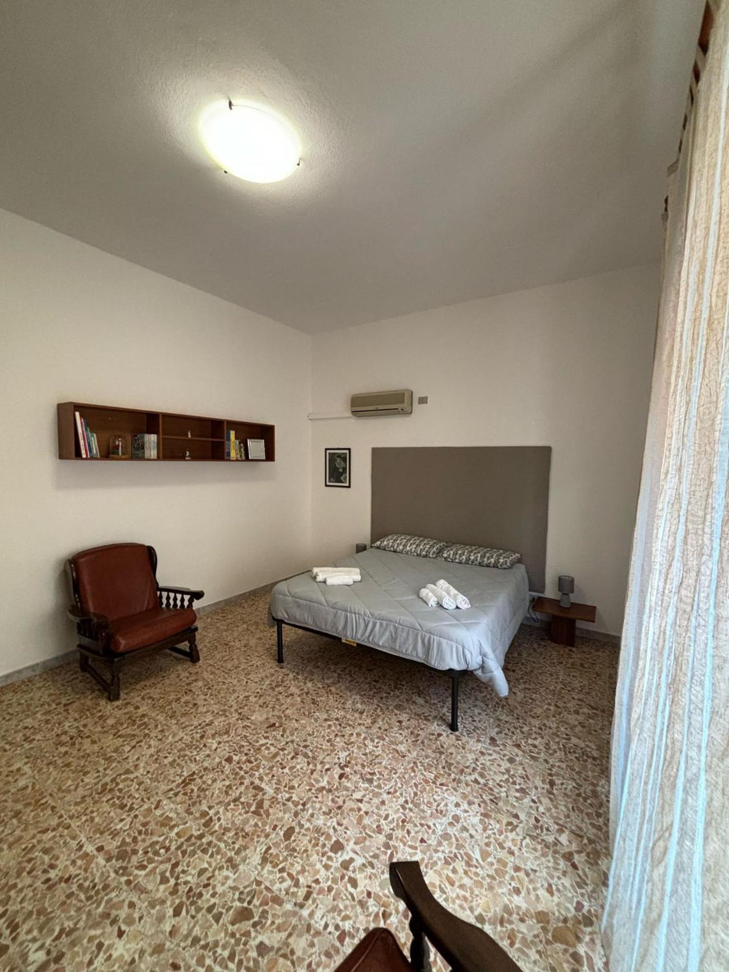 אלגהרו Pm 41 Via Ennio Porrino Guest House מראה חיצוני תמונה