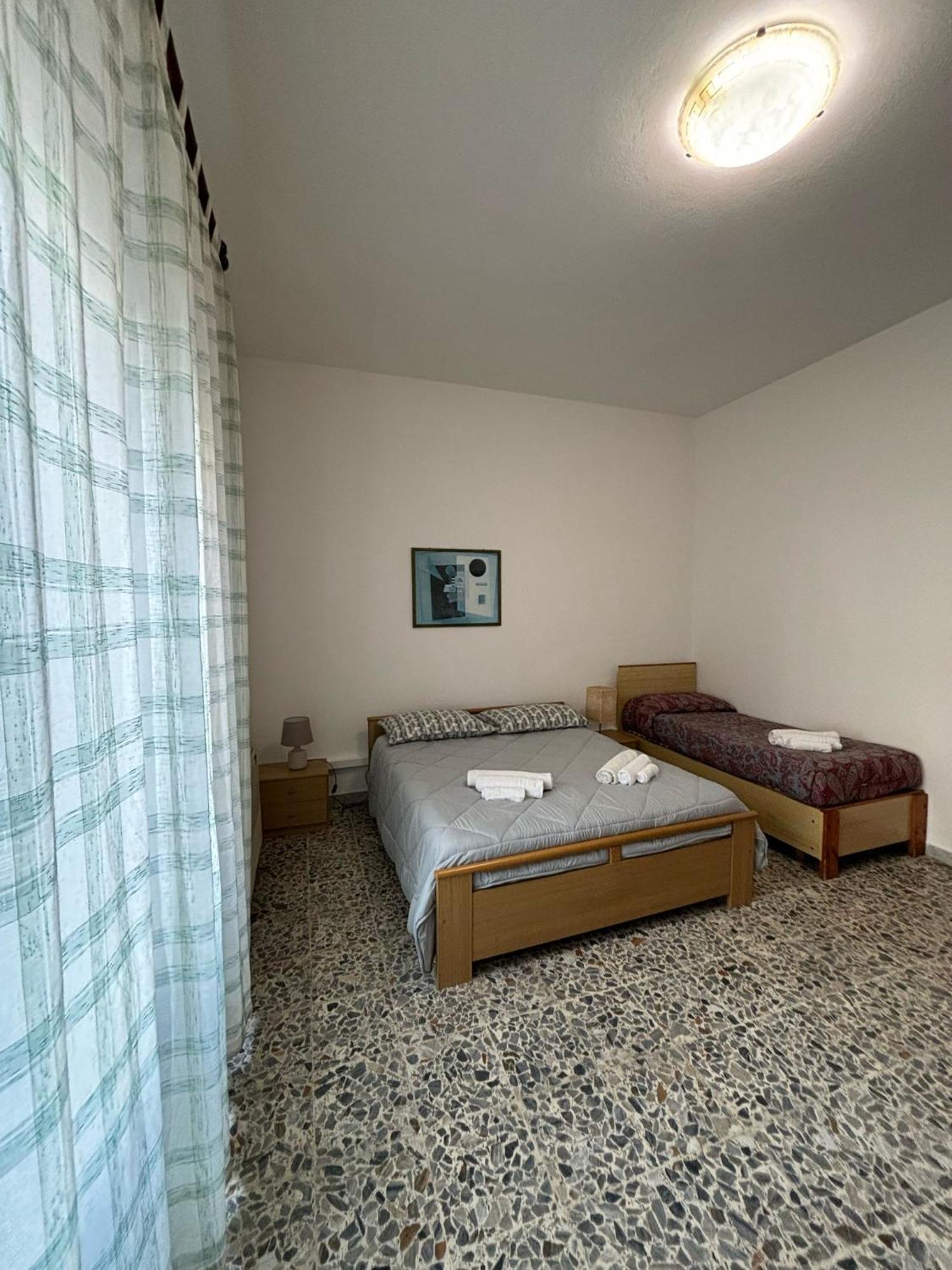 אלגהרו Pm 41 Via Ennio Porrino Guest House מראה חיצוני תמונה