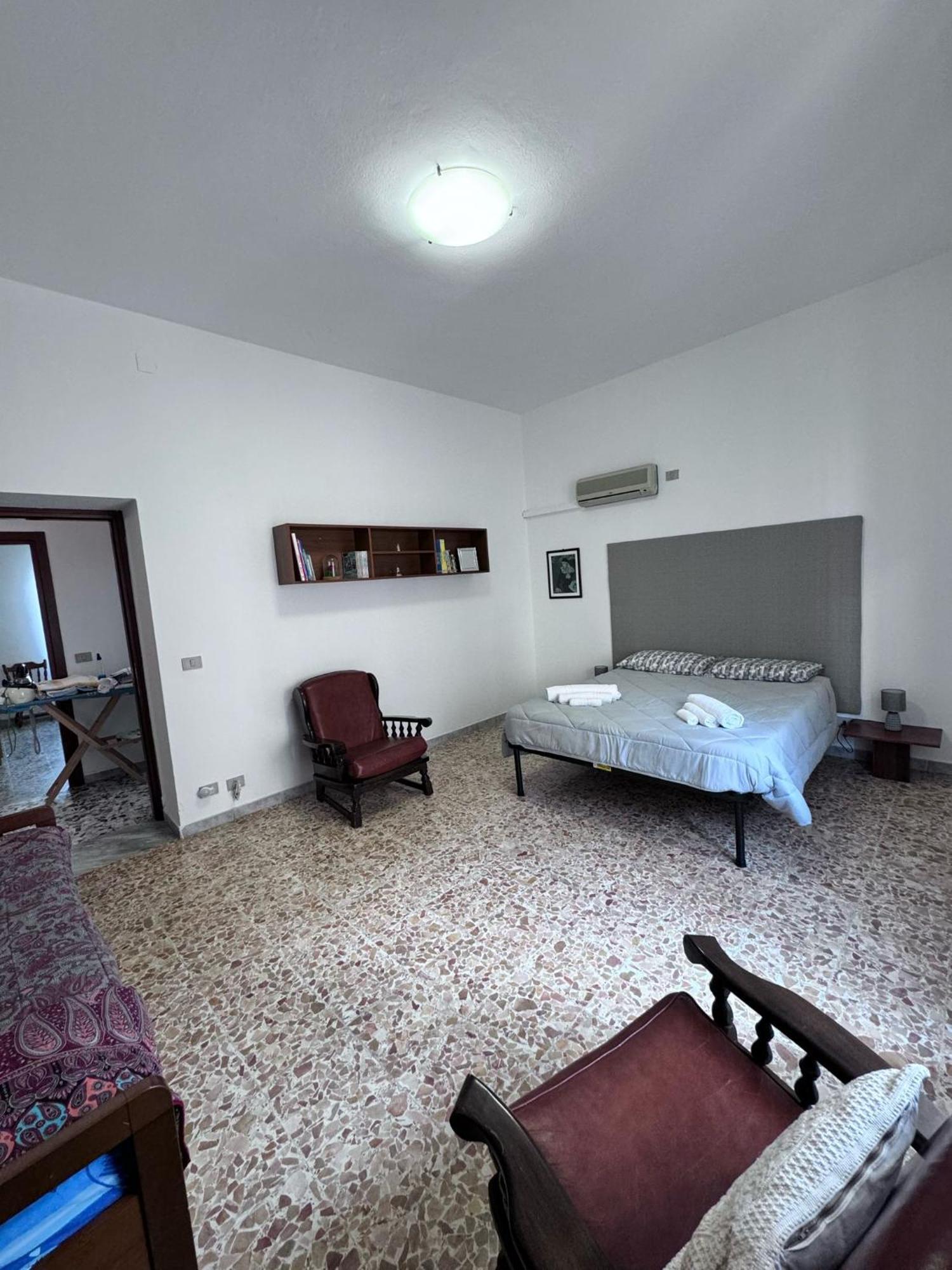 אלגהרו Pm 41 Via Ennio Porrino Guest House מראה חיצוני תמונה